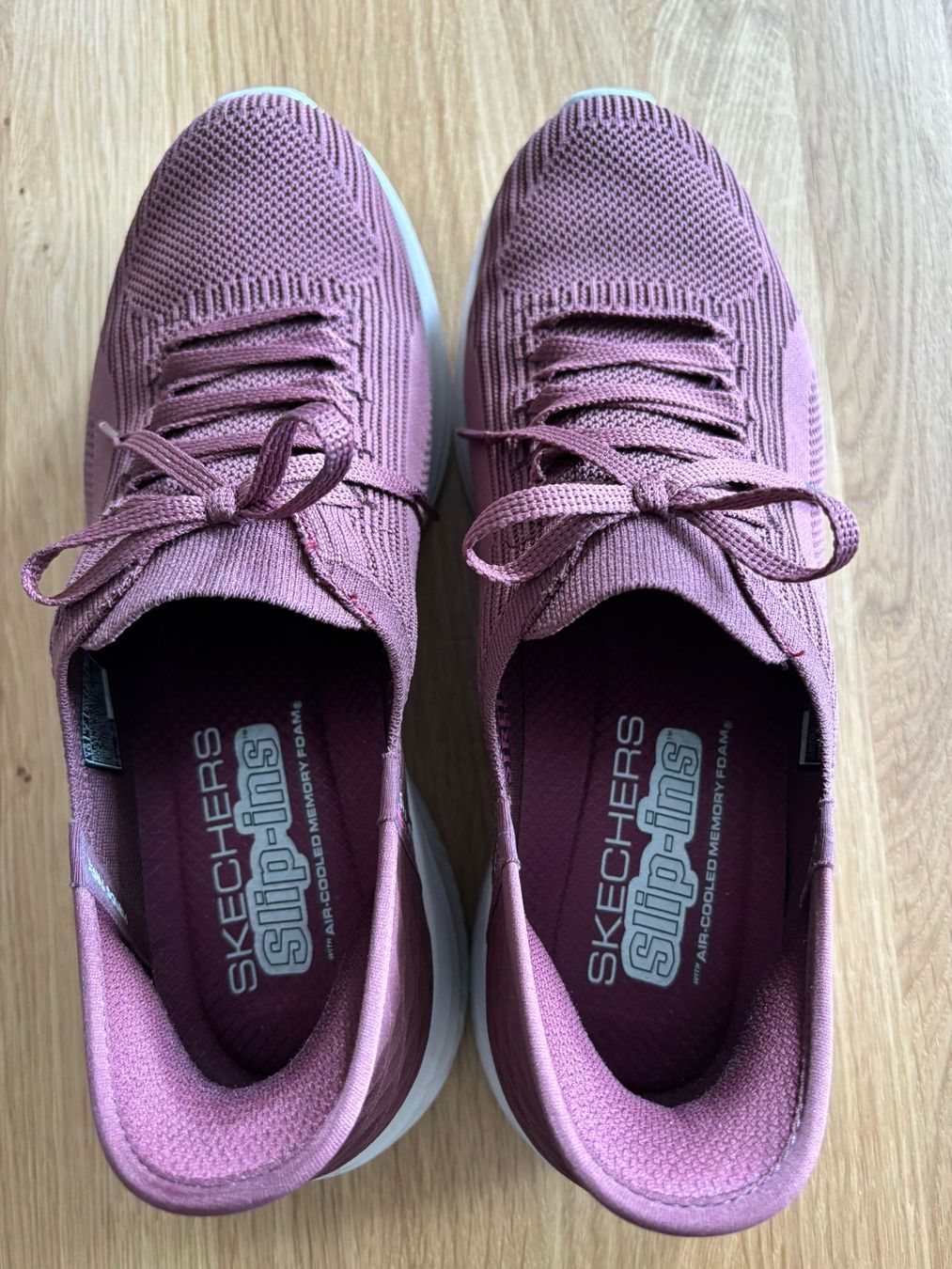Scarpe da donna: sketchers Slip ins Grösse 40 – Usato da Nänikon venduto da Butterfly_123 1