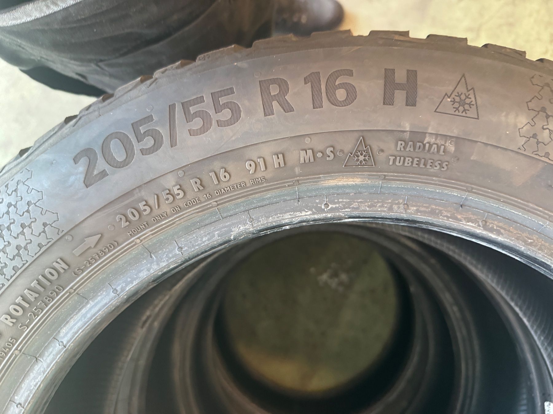 Continental Pneus & Kompletträder: 205/55R16 – Gebraucht aus Widen von Dinero02 6
