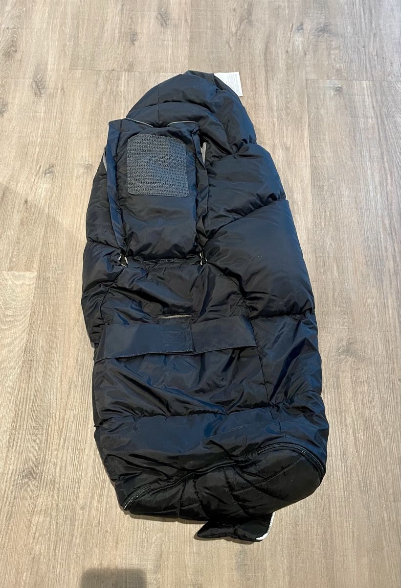 Sacchi a pelo: Hochqualitativer Donny Winterfusssack Schwarz – Usato da Walliswil-Nbipp venduto da Trustable2006 1
