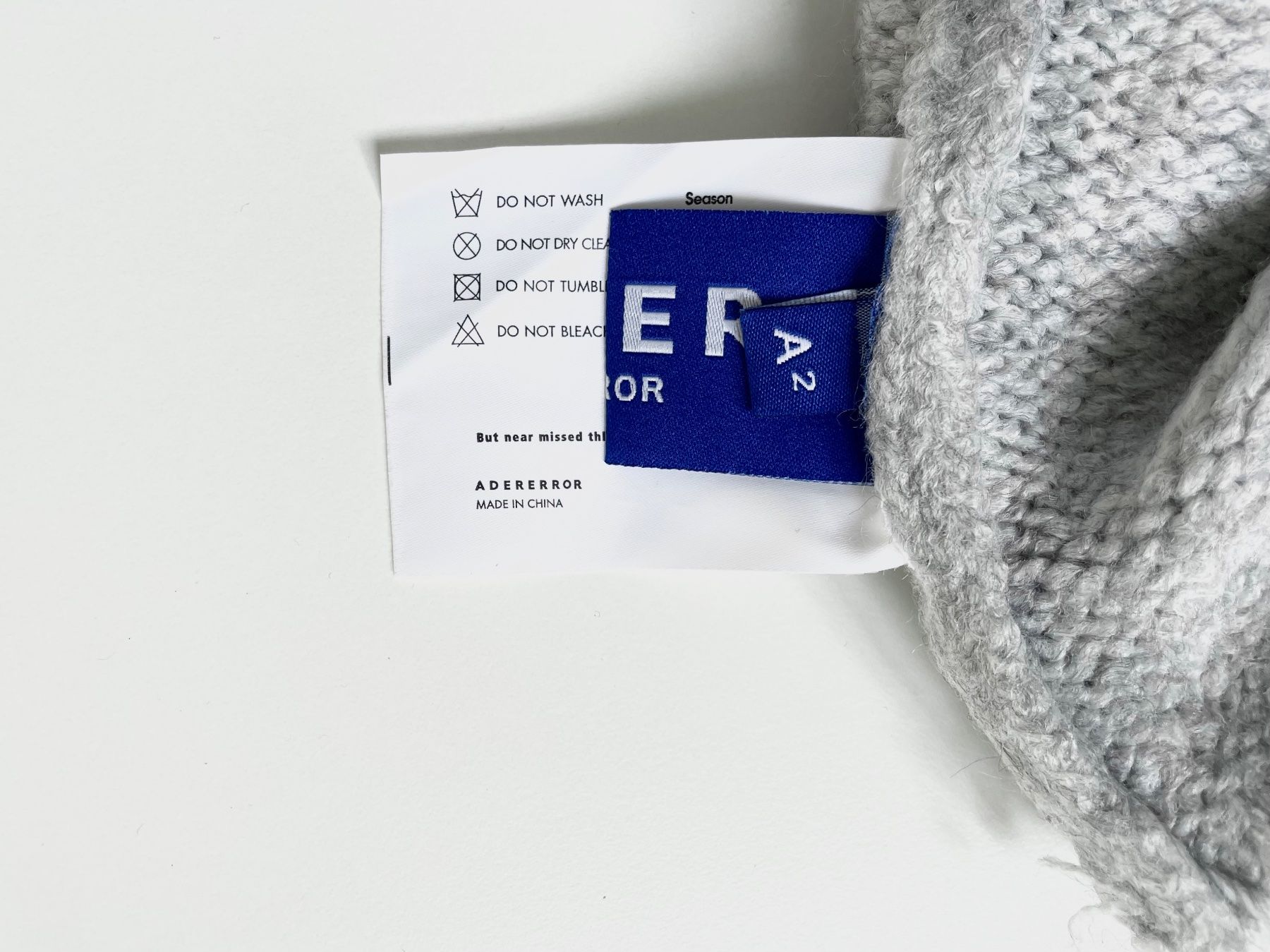 Tops: Y2K ADER ERROR Grey Knit Wool Blend – D'occasion à Zürich par hol_bc6v 1