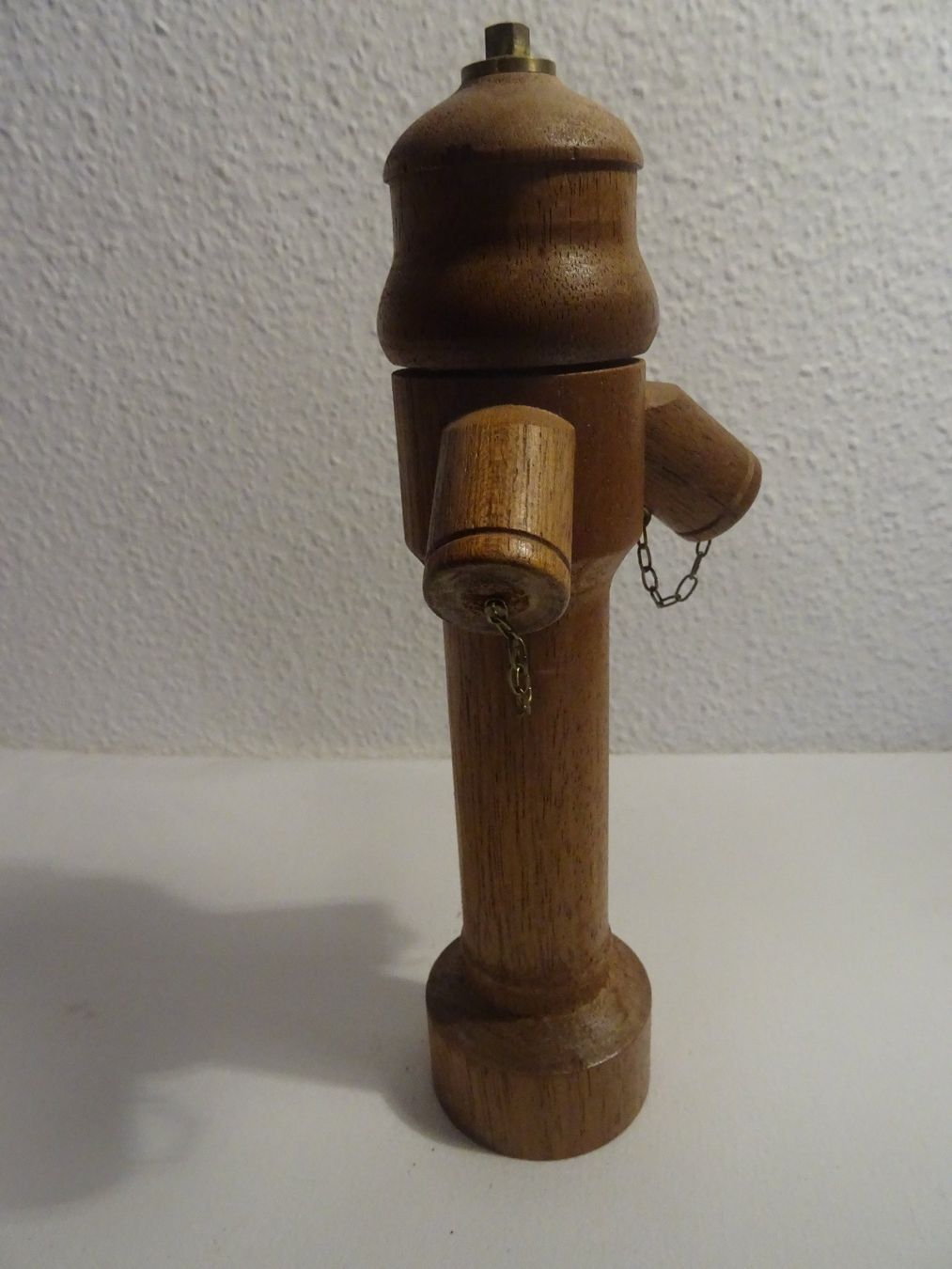 Küchengeräte: Holzmühle Hydrant Pfeffermühle Sonderegger -Mechanik – Gebraucht aus Zürich von Connie8 1