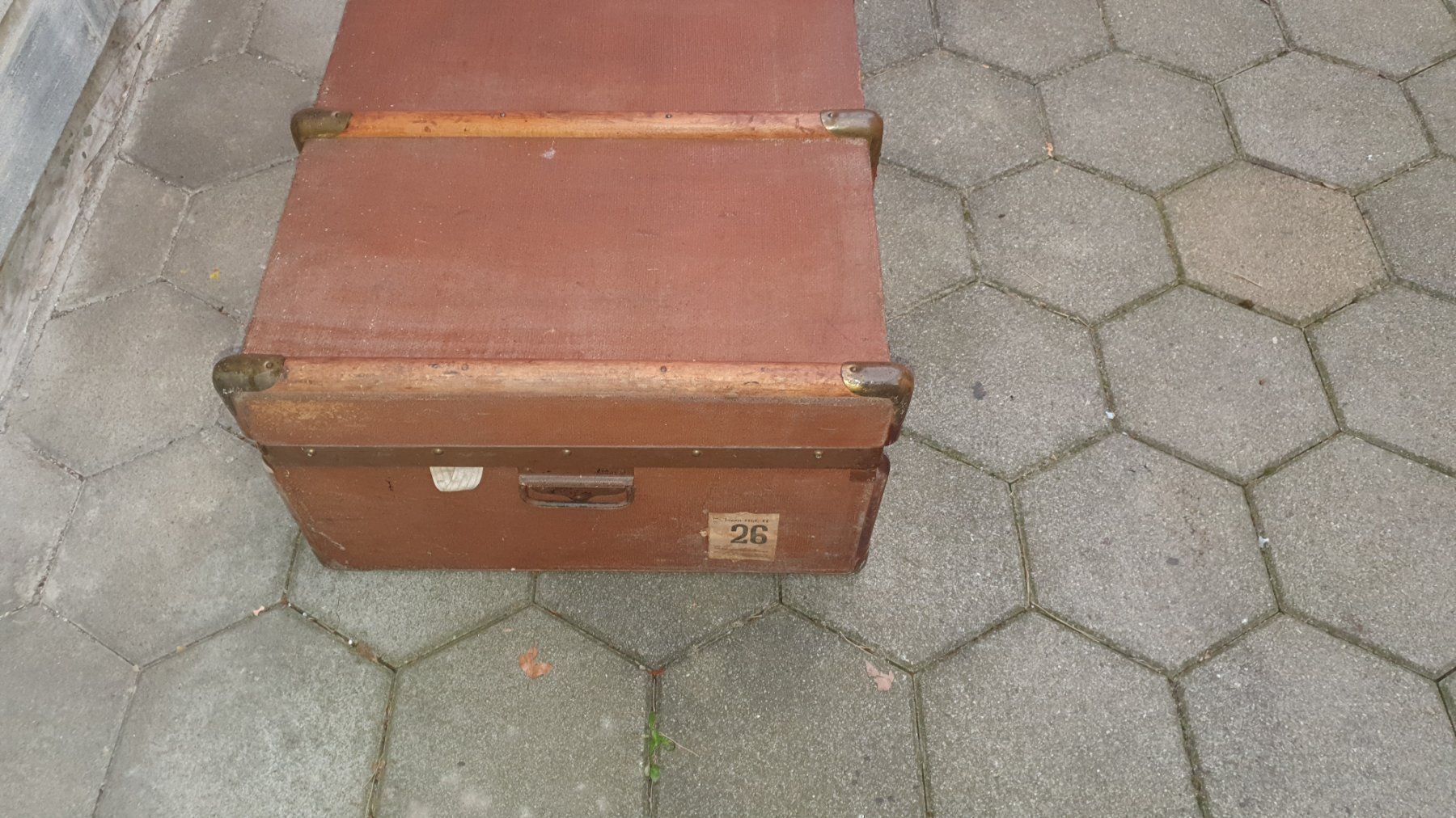 Valigie: Antiker Reisekoffer – Usato da Flawil venduto da Naphtali 5