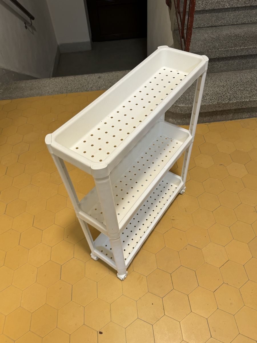 VESKEN Rollwagen, weiss 54x18x71 cm (Gebraucht) in Zürich für CHF 4 – nur Abholung auf Ricardo kaufen