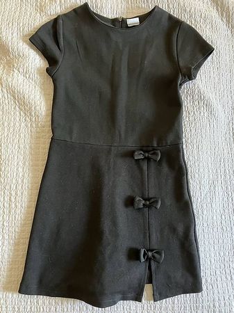 Très jolie combinaison short effet robe