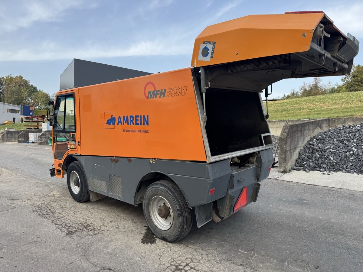 Aebi Tutte le macchine: Putzmaschine MFH 5000 – Usato da Uffikon venduto da Deutz6206 4