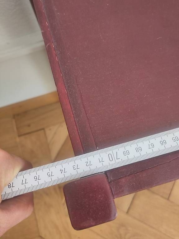 Tavoli: Vintage Beistelltisch Holz rot – Usato da Bern venduto da Lyner 2