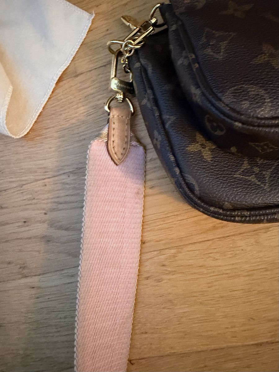 Louis Vuitton Sacs femmes: FULL SET Louis Vuitton Multi Pochette Accessoires – D'occasion à Binz par blue.b1 8