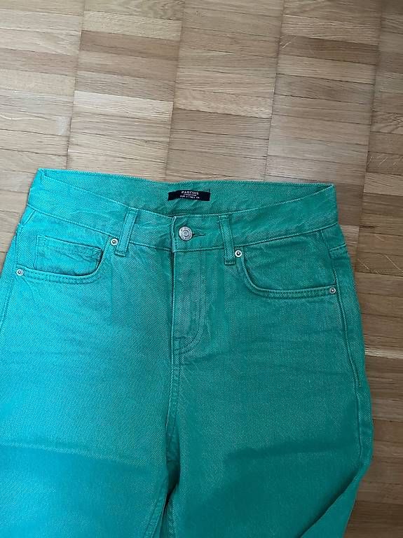 Jeans: Parfois Jeans – Usato da Zürich venduto da marianarcf 1
