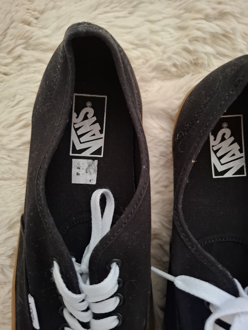 Vans Herrenschuhe: Vans Authentic Black Gum toile noire T46 – Neu (gemäss Beschreibung) aus Le Locle von sAm_2112 2