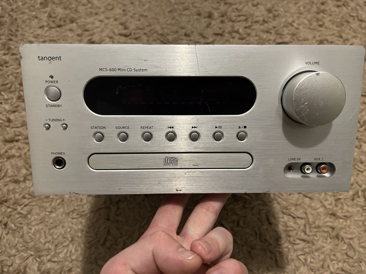 Lecteur multimedia & Streamer: tangent MCS-600 Mini CD System – Défectueux à Unterkulm par AnoliOccasion 1