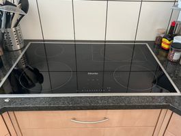 Miele Induktionskochfeld 4 Kochzonen Edelstahlrahmen