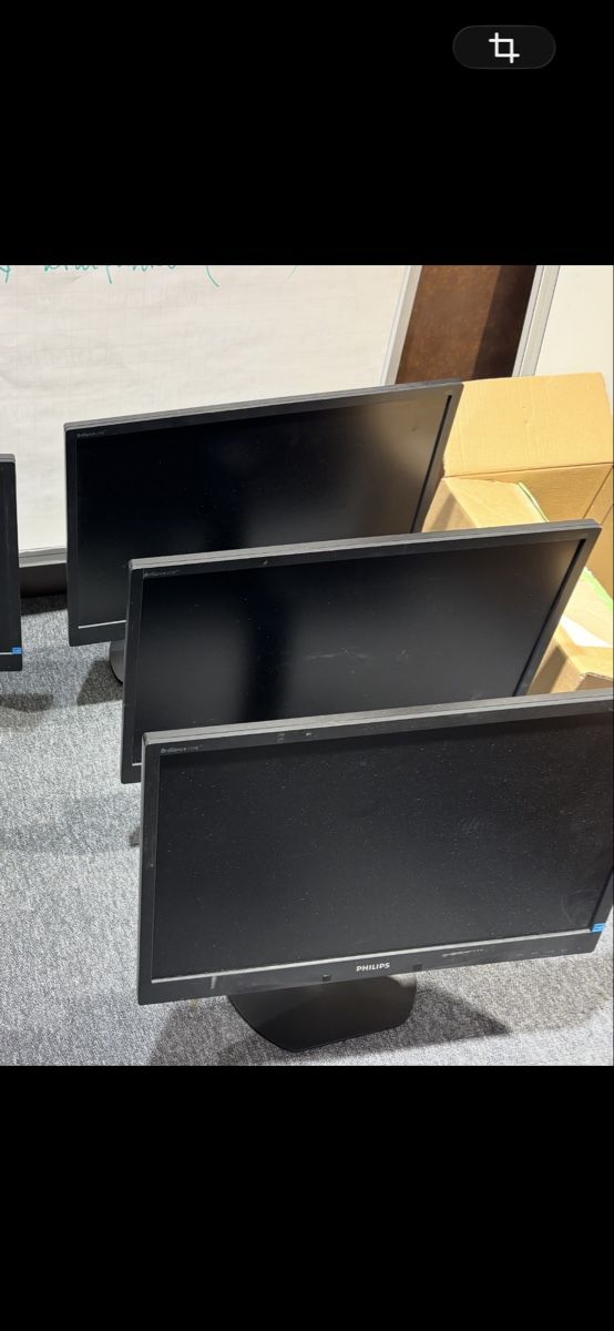 PCs: PC Monitore  – D'occasion à Unterentfelden par ilcapitano01 2