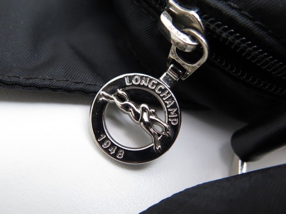 Longchamp Borse da donna: LONGCHAMP Umhängetasche – Usato da Oberwil BL venduto da DANA_FOX 5