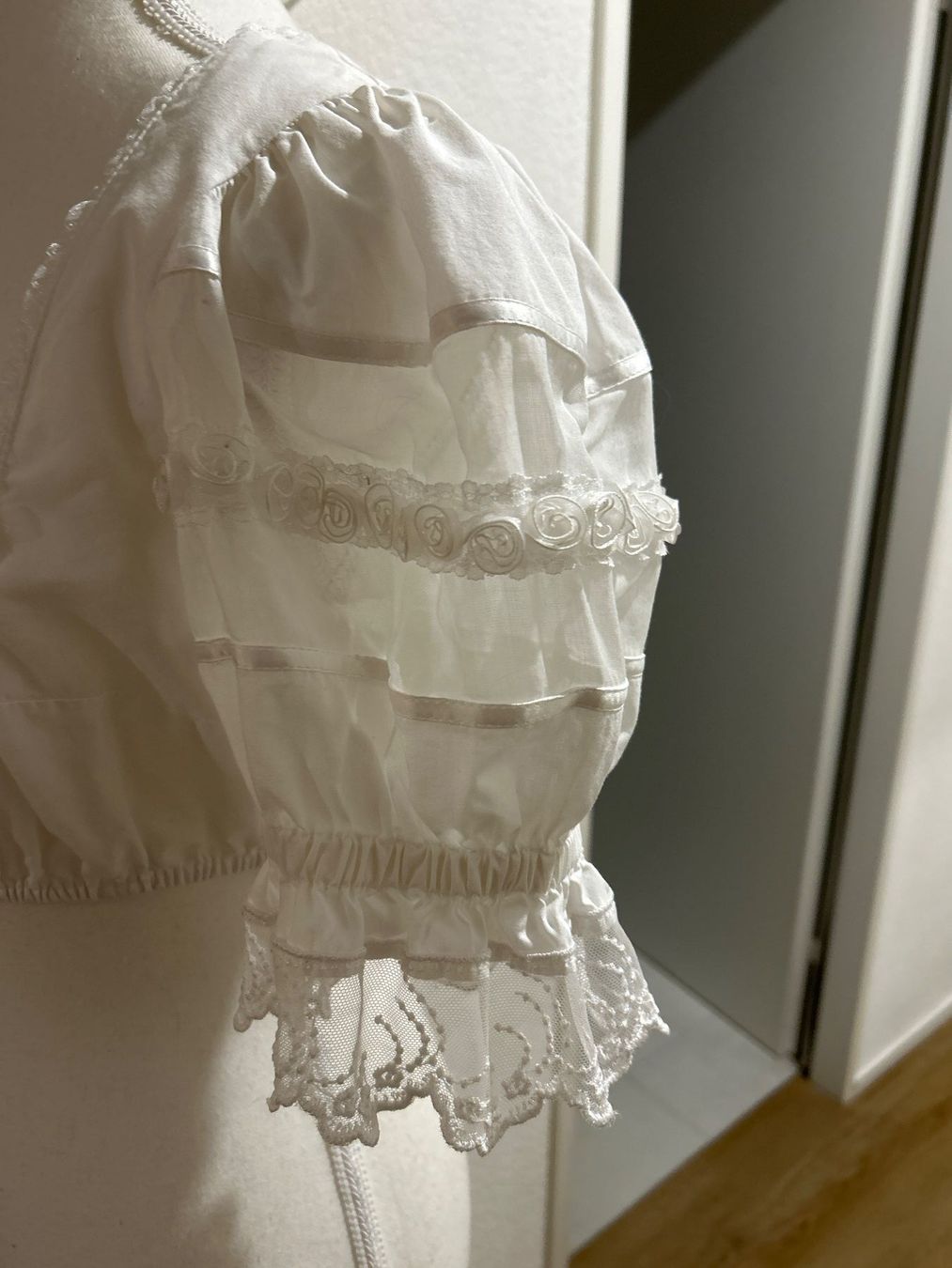 Krüger Camicette: Krüger Manufaktur Dirndlbluse weiss Gr.36 – Usato da Brunnen venduto da Nala2929 4