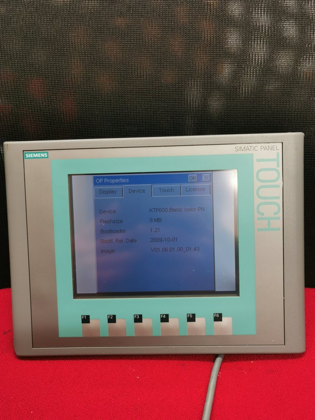 Siemens Componenti elettronici: Siemens Simatic Panel KTP600 Basic Color PN, Top Zustand! – Usato da Niederlenz venduto da Chevy_V8 1