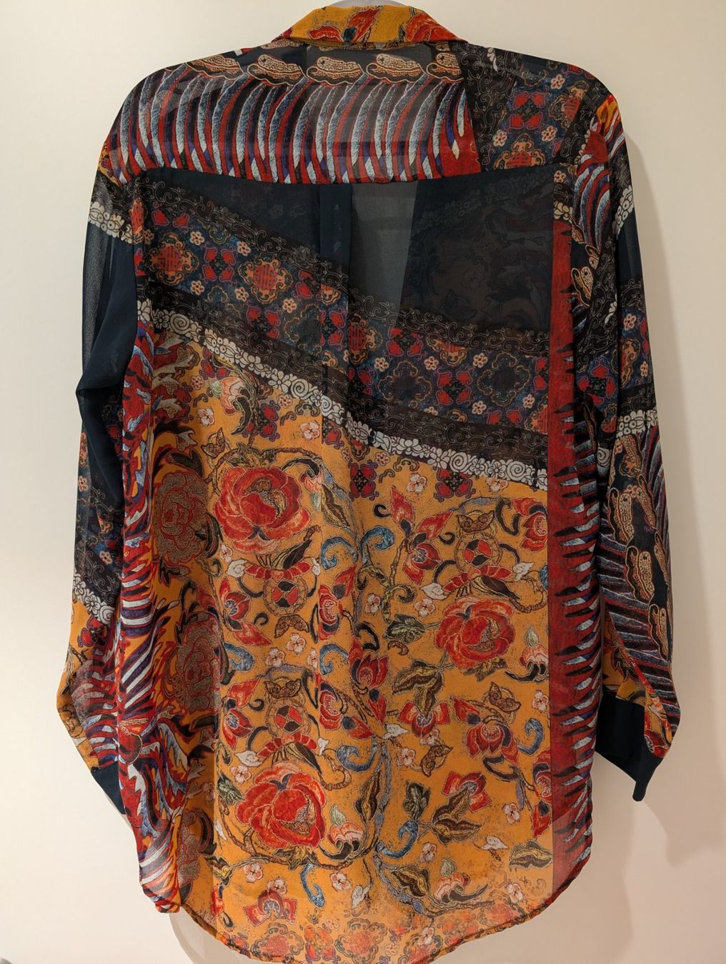 Zara Camicette: ZARA Bluse bunt gemustert –Gr.M – Usato da Schönenwerd venduto da sal_75dx 4