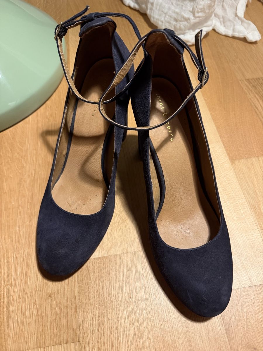 Mint & Berry Damenschuhe: Mint & Berry Leder Pumps Gr 40 – Gebraucht aus Zürich von bgg 3