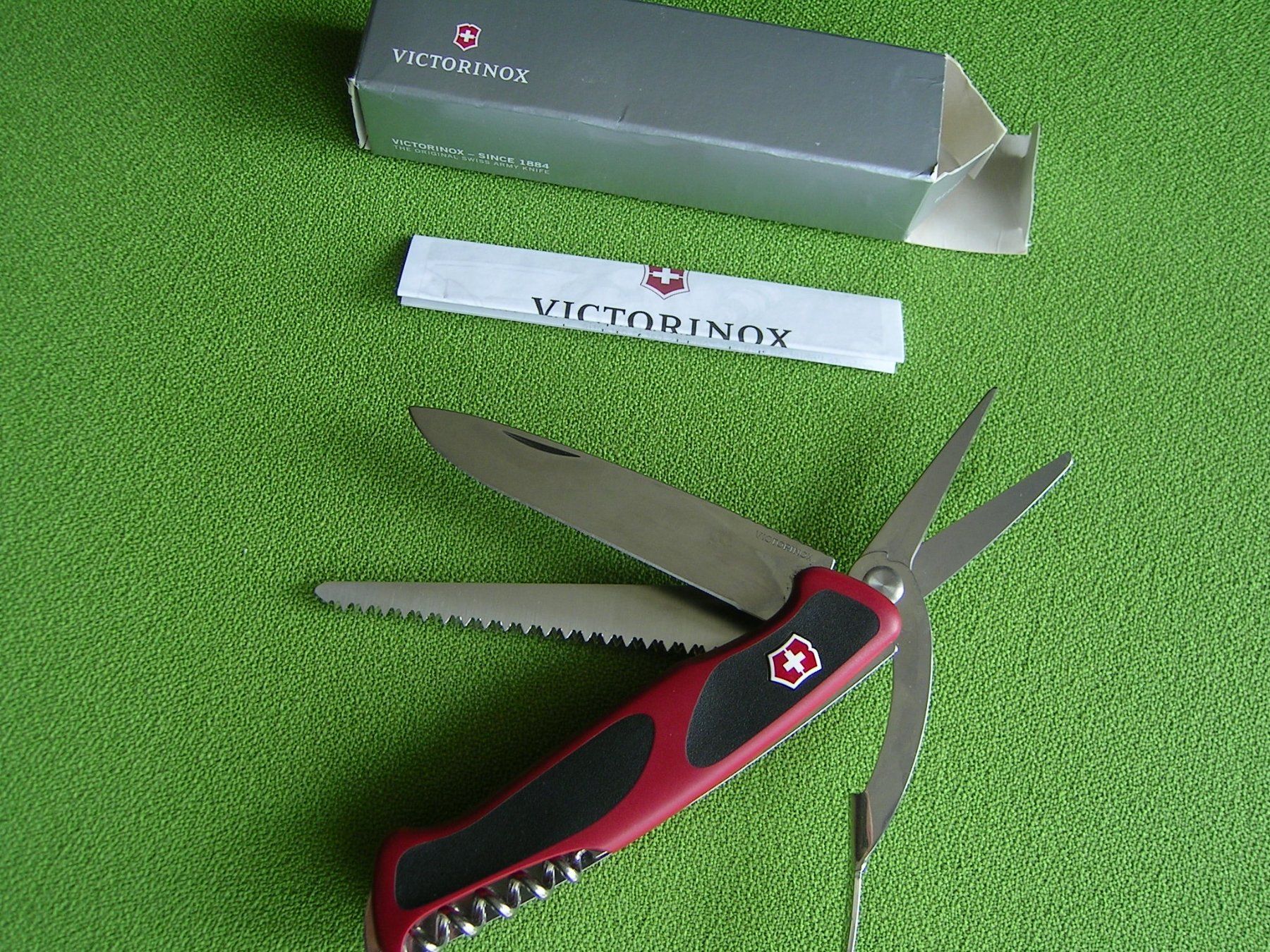 Victorinox Taschenmesser: Victorinox RangerGrip 71 Gardener – Neu (gemäss Beschreibung) aus Schwarzenbach SG von