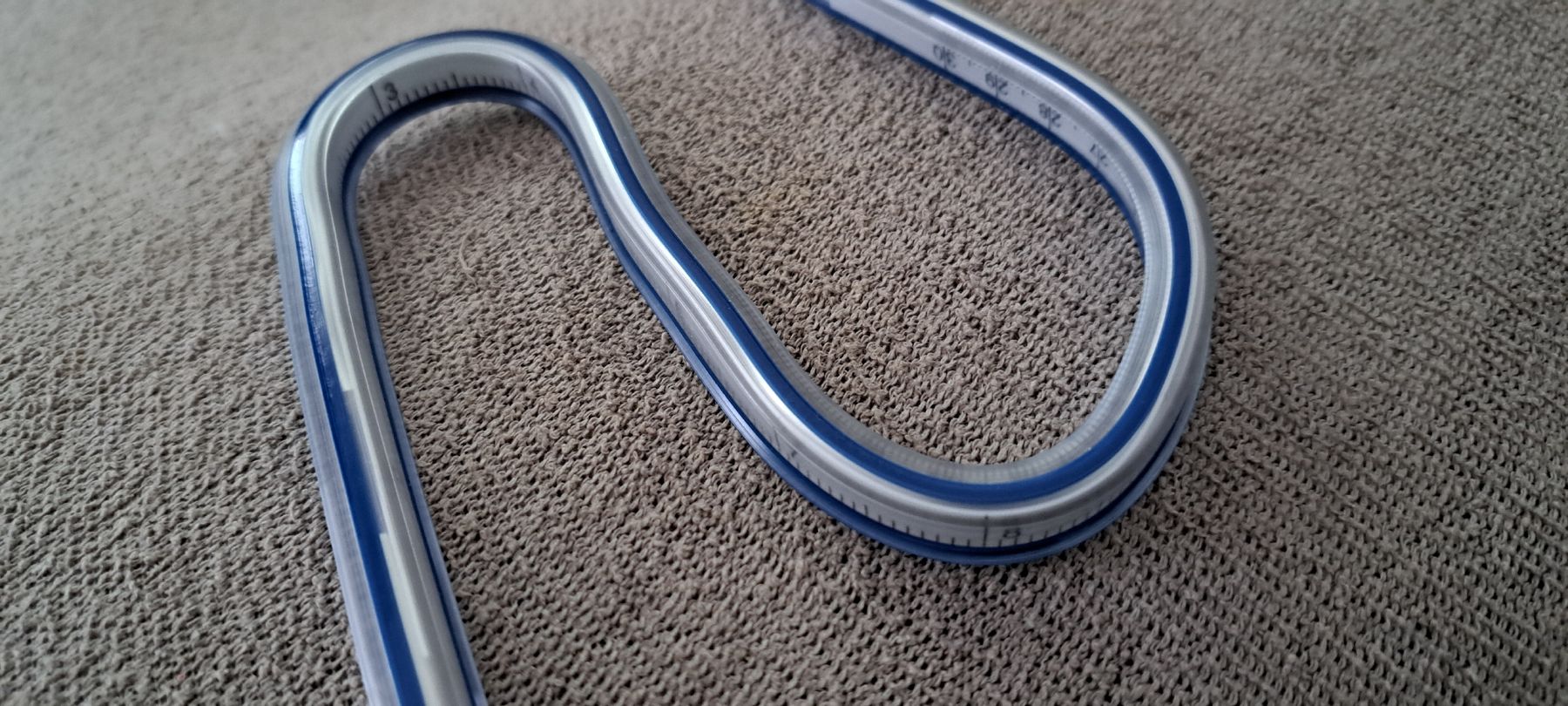 Sonstiges Schreiben & Zeichnen: Flexible Ruler Blue Plastic new – Neu (gemäss Beschreibung) aus Bern von mahilini 3