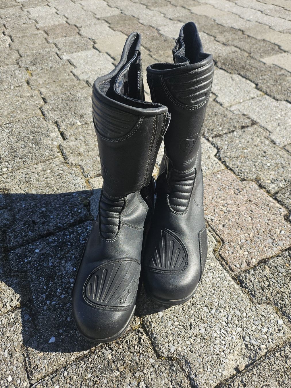 Scarpe da donna: Bottes OXTAR – Nuovo (secondo la descrizione) da Troistorrents venduto da Snigrom