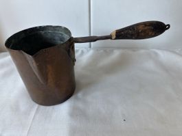 Antike Kupferkasserolle mit Holzgriff - Schöpfbecher.Vintage