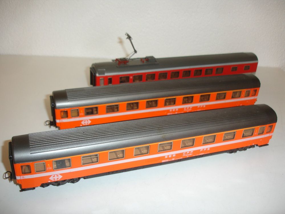 Voitures De Tourisme Märklin 58192 – Échelle 1 Avec éclairage Intérieur – Comme Neuf
