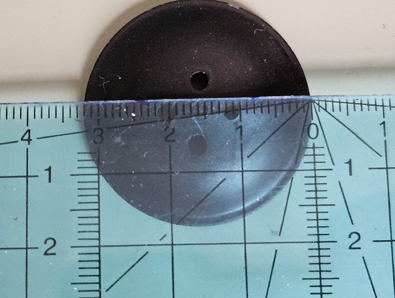 Bottoni: bouton noir 33mm – Usato da Carouge GE venduto da Lea000 3