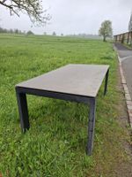 Gartentisch 