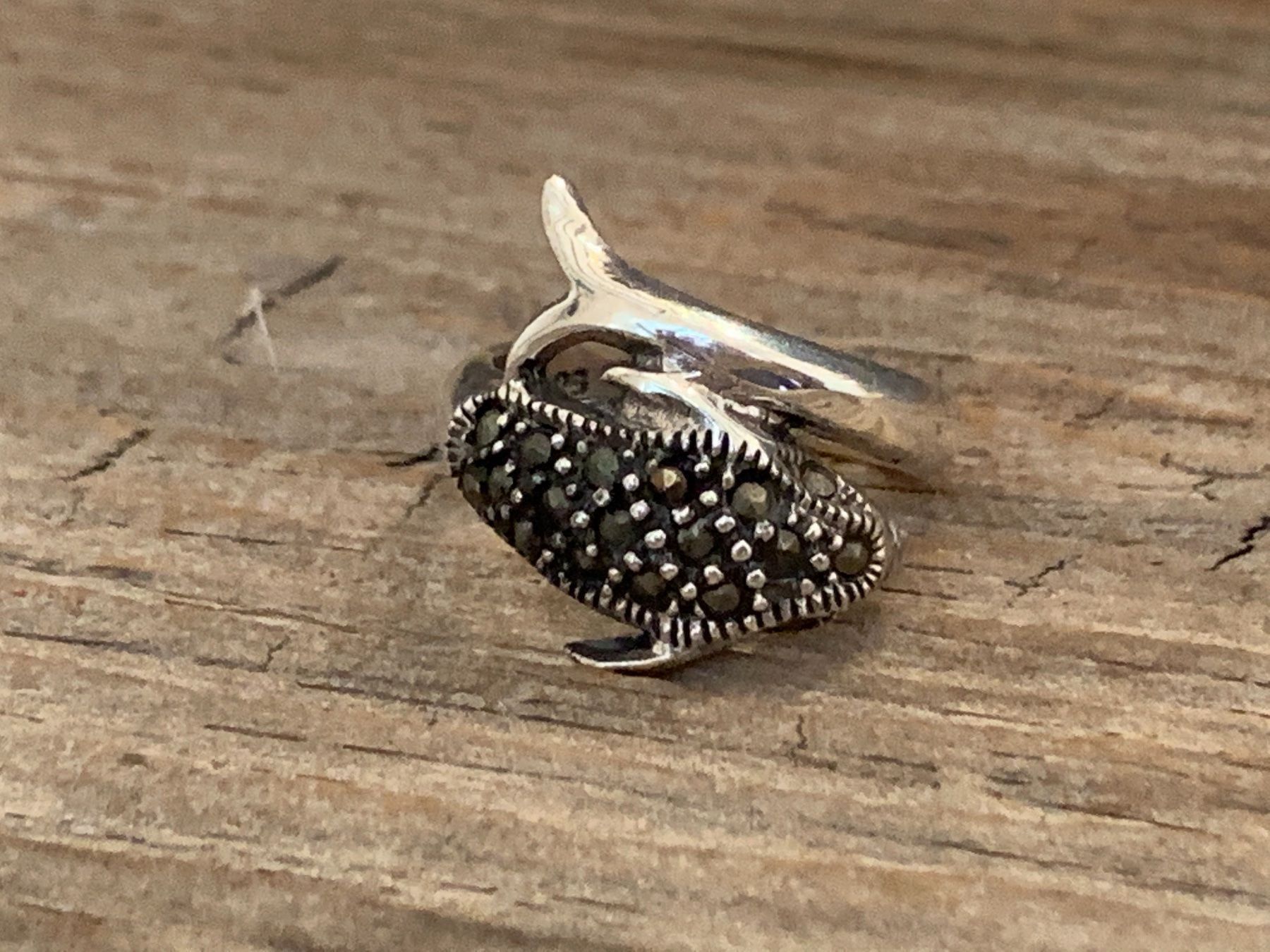Anelli: Delfin Ring  Gr 56 -  Sterling Silber 925 mit Markasiten – Nuovo (secondo la descrizione) da Bern venduto da Jiffy 5