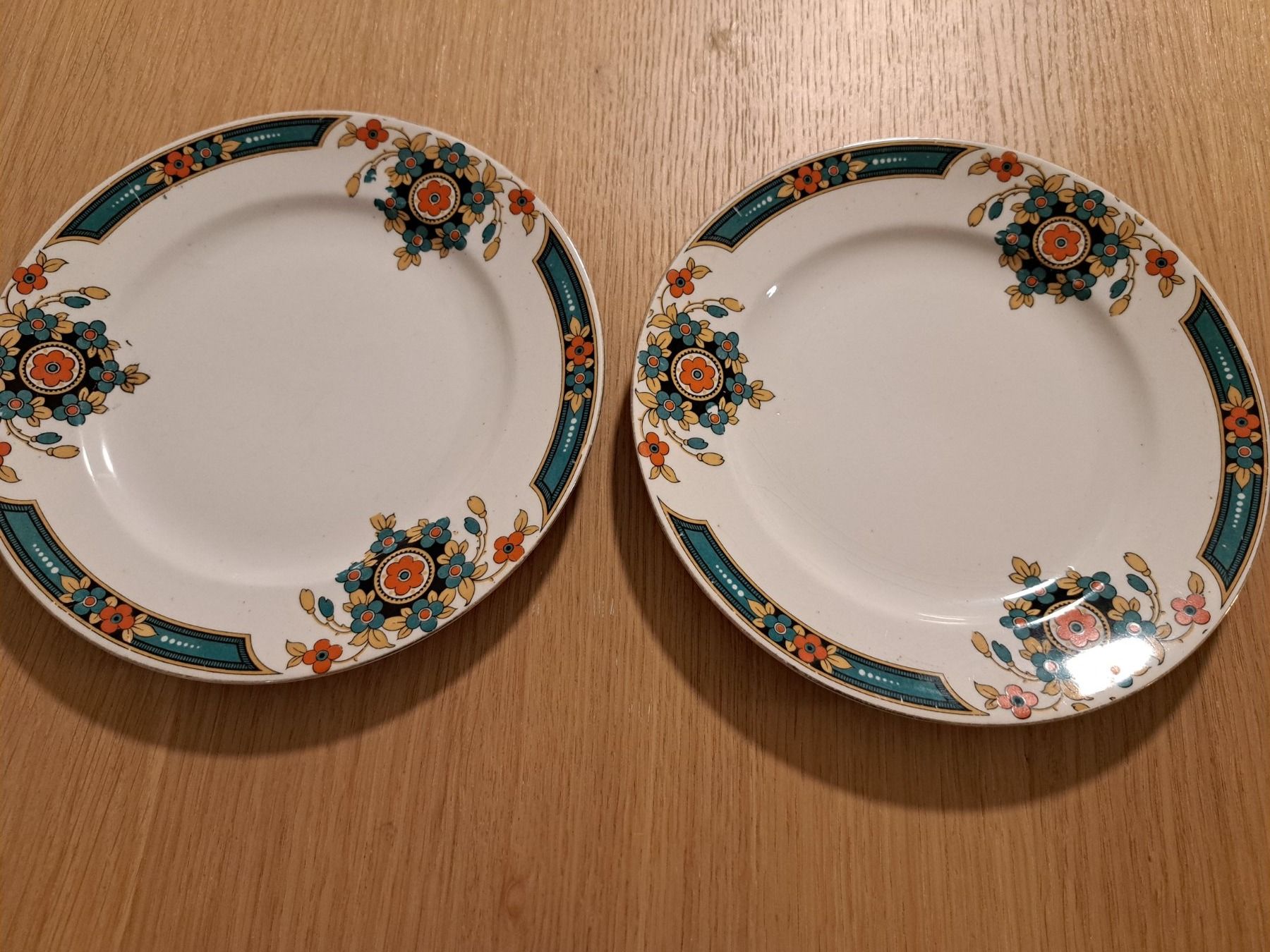 Piatti: 2x Teller Fine English China 20cm – Usato da Embrach venduto da YVBER