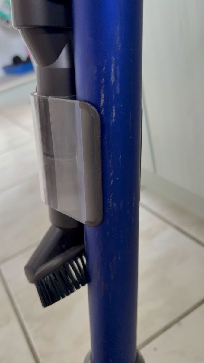 Dyson Aspirapolveri & Accessori: Dyson v11 Akku Staubsauger  – Usato da Hittnau venduto da Brugab 6