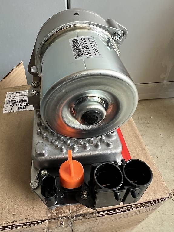 Peugeot Toutes les pièces auto: Lenkung Servomotor Peugeot 207 – D'occasion à Gontenschwil par lot_qxr9 1