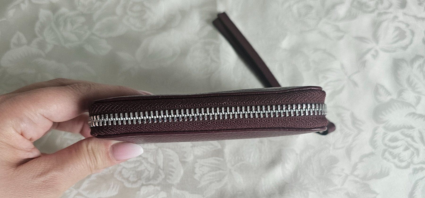 Esprit Portemonnaie: *ESPRIT * Portemonnaie Leder – Gebraucht aus Bronschhofen von David80 5