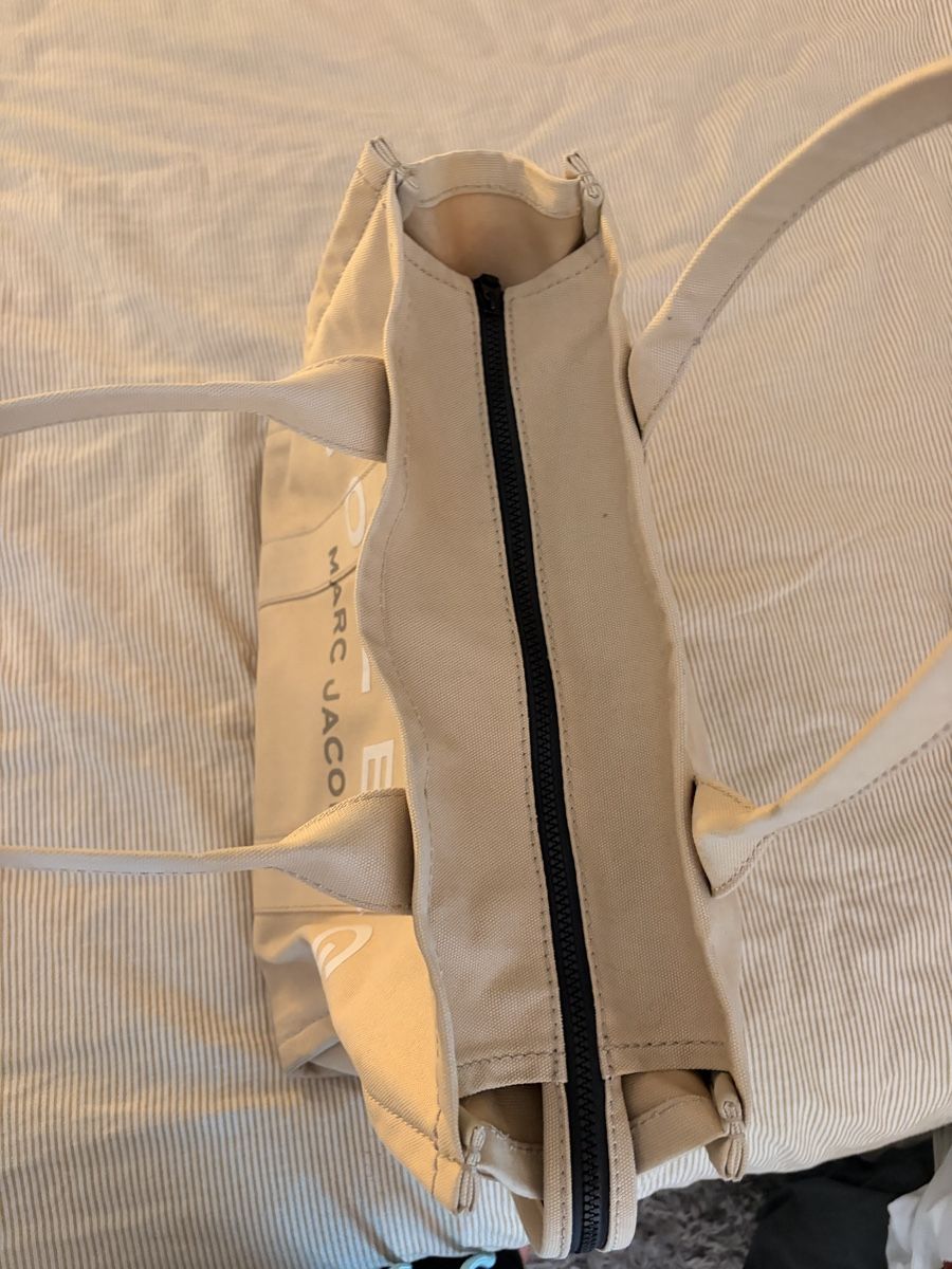 Marc Jacobs Borse: The tote bag marc jacobs beige – Usato da Fisibach venduto da sam_zb72 2