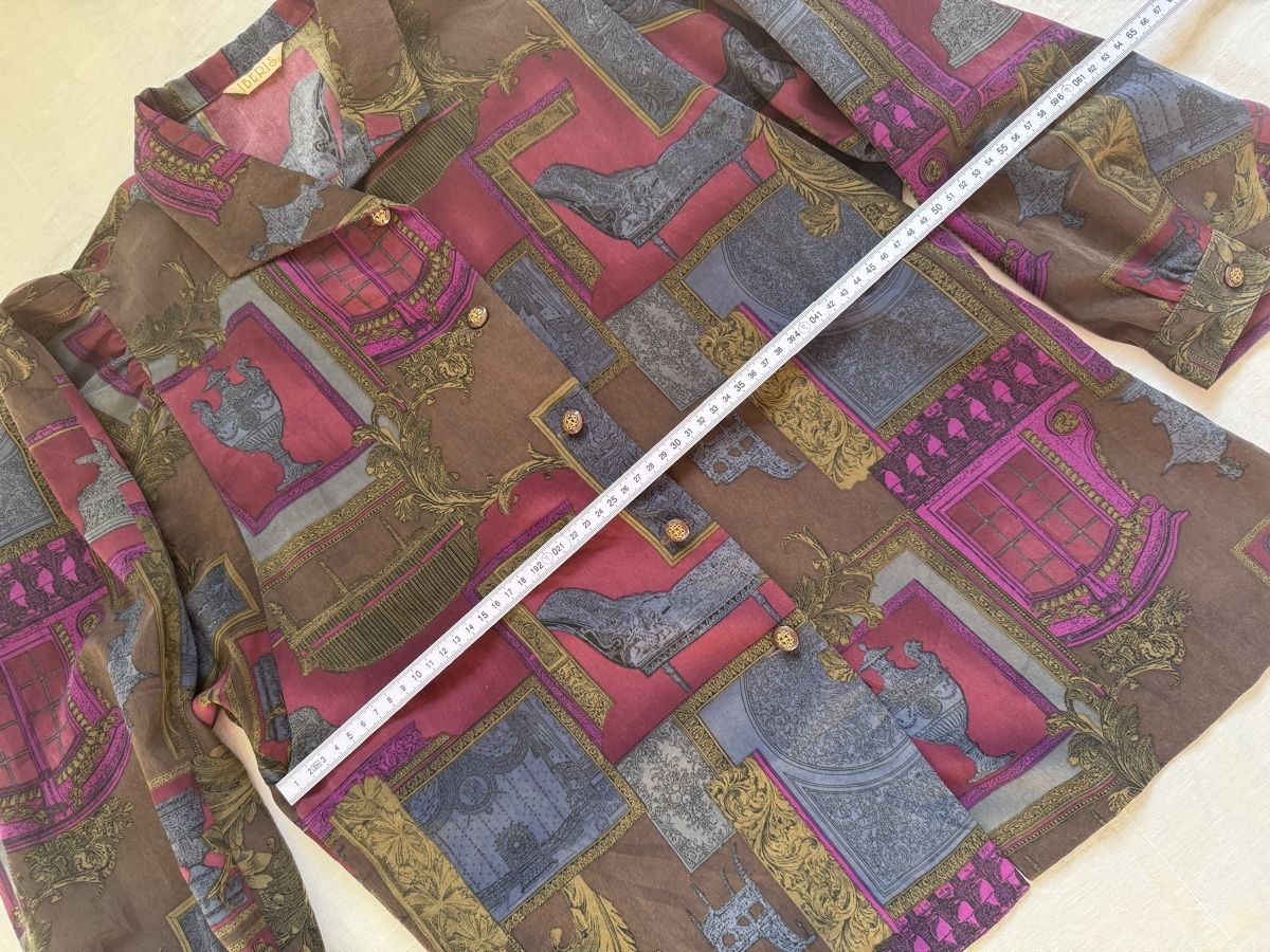 Camicie: Vintage blouse – Usato da Zürich venduto da cam_kcc7 2