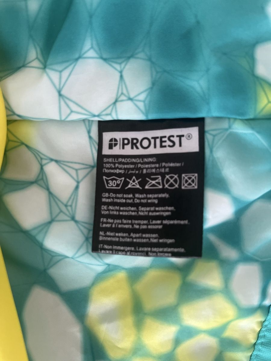 Protest Giacche: Protest Turquoise Ski Jacket. Size S. Great Condition! – Usato da Gümligen venduto da caron__ 3