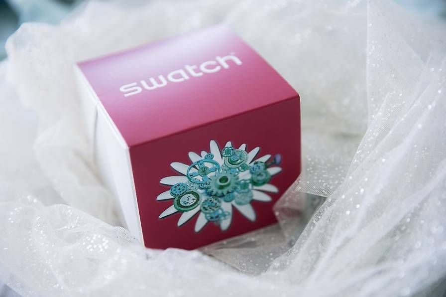 Orologi: Swatch Aktionärsuhr 2025 – Nuovo e nell'imballaggio originale da Laax GR venduto da sue987 1