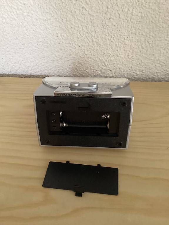 Sveglie: Sprechender Funk-Tischwecker – Usato da Wassen UR venduto da SABDOM 2