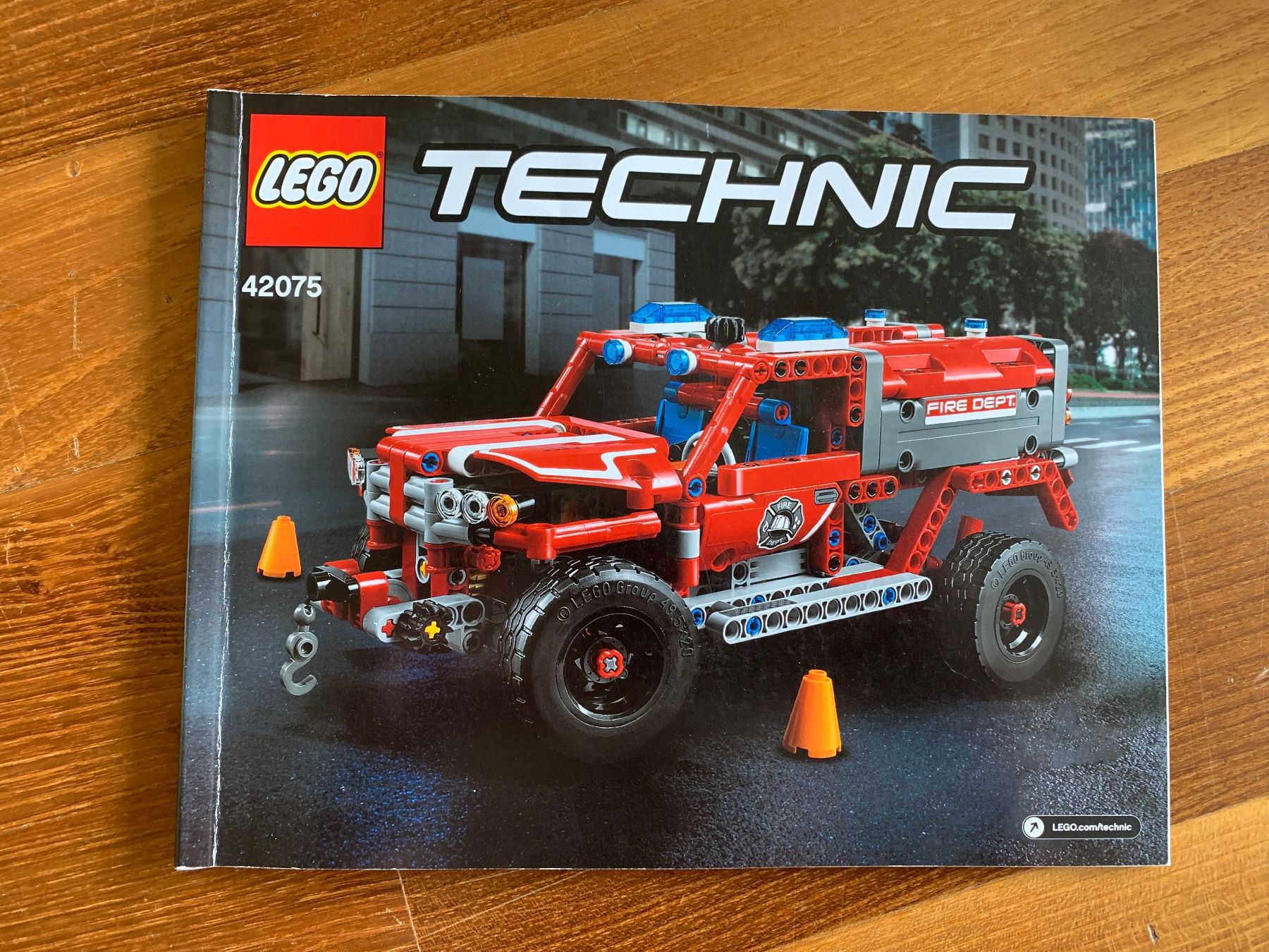 Lego Giocattoli: LEGO Technic First Responder Nr. 42075 / 2 in 1 – Usato da Edlibach venduto da RUW19 2