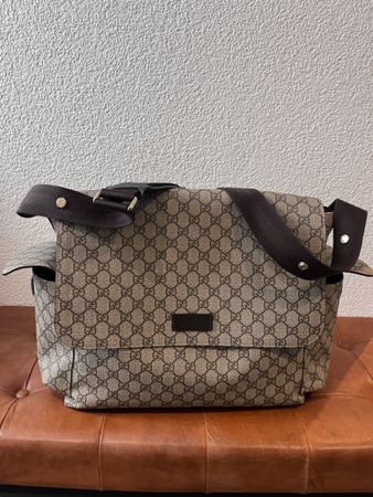 Gucci Wickeltasche GG Supreme Canvas braun/beige neuwertig
