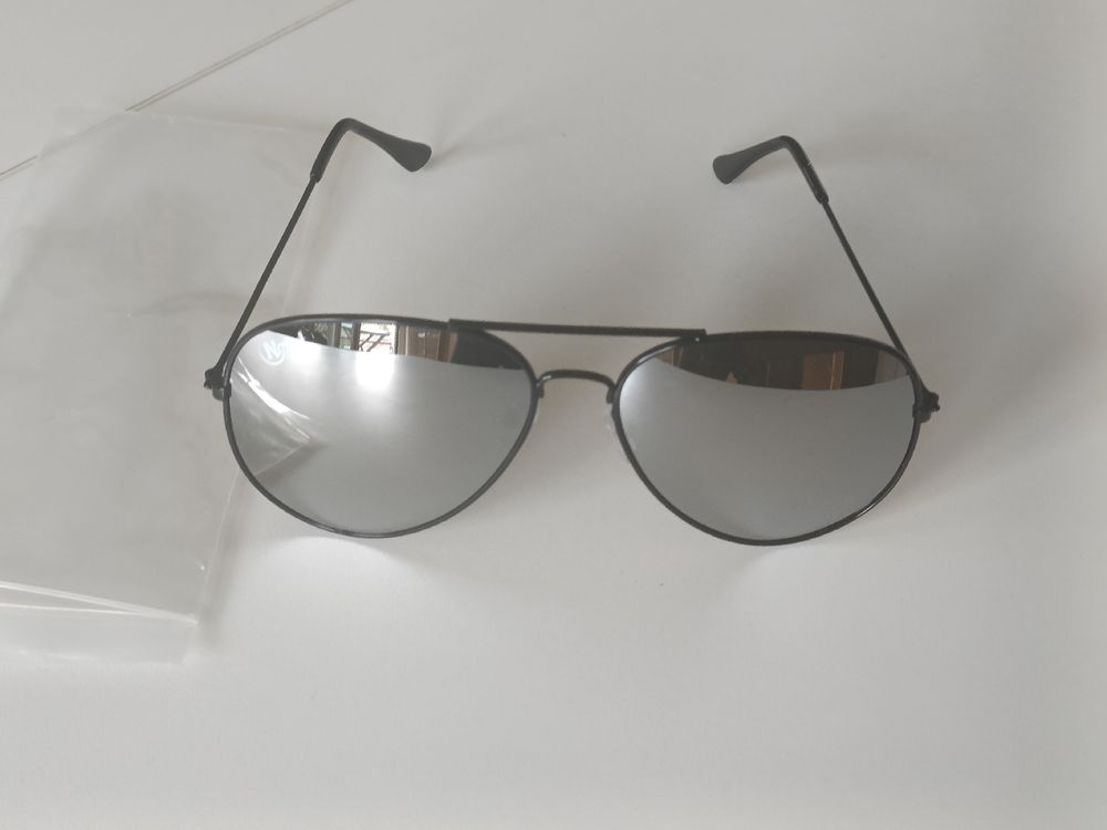 Lunettes De Soleil Vintage Style Pilote Année 70 - Monture Noire, Verres Gris Foncé UV400