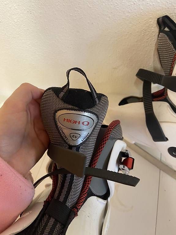Schlittschuhe: Eislaufschuhe – Gebraucht aus Adliswil von 8lizzy8 1