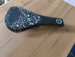 Ergon Vali Höll Downhill MTB Sattel 
