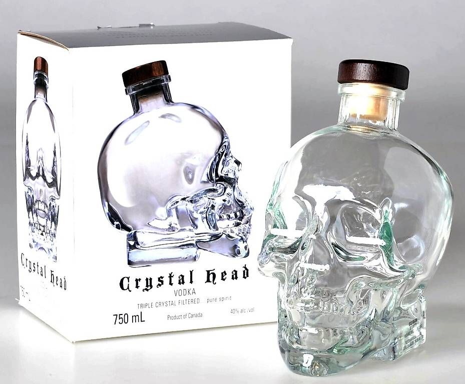 Bevande alcoliche: 3 Flaschen Crystal Head Vodka 0.7 Liter – Nuovo e nell'imballaggio originale da Zürich venduto da hotsaucenzuerich
