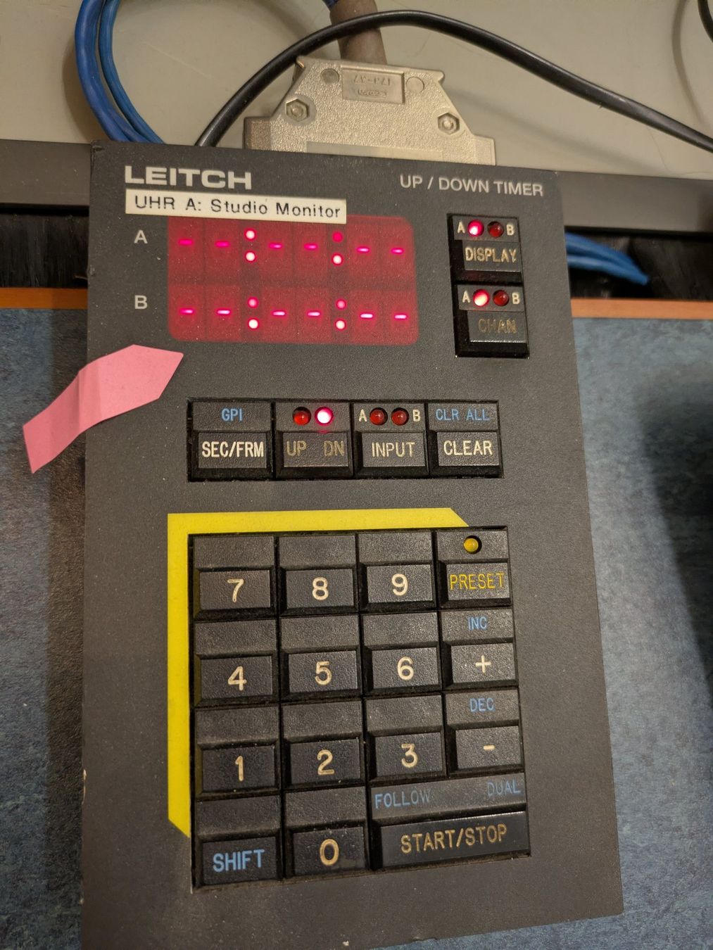 Orologi da terra & Orologi da parete: Leitch Broadcast Timer Set – Up/Down Timer mit LED-Zeitanzei – Usato da Neerach venduto da ciegolink