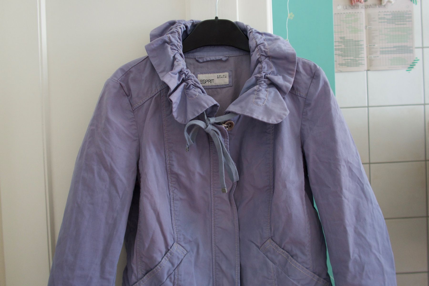 Esprit Giacche: ESPRIT - Veste gris/bleu - 36/38 – Nuovo (secondo la descrizione) da Lausanne venduto da Etoile96 4