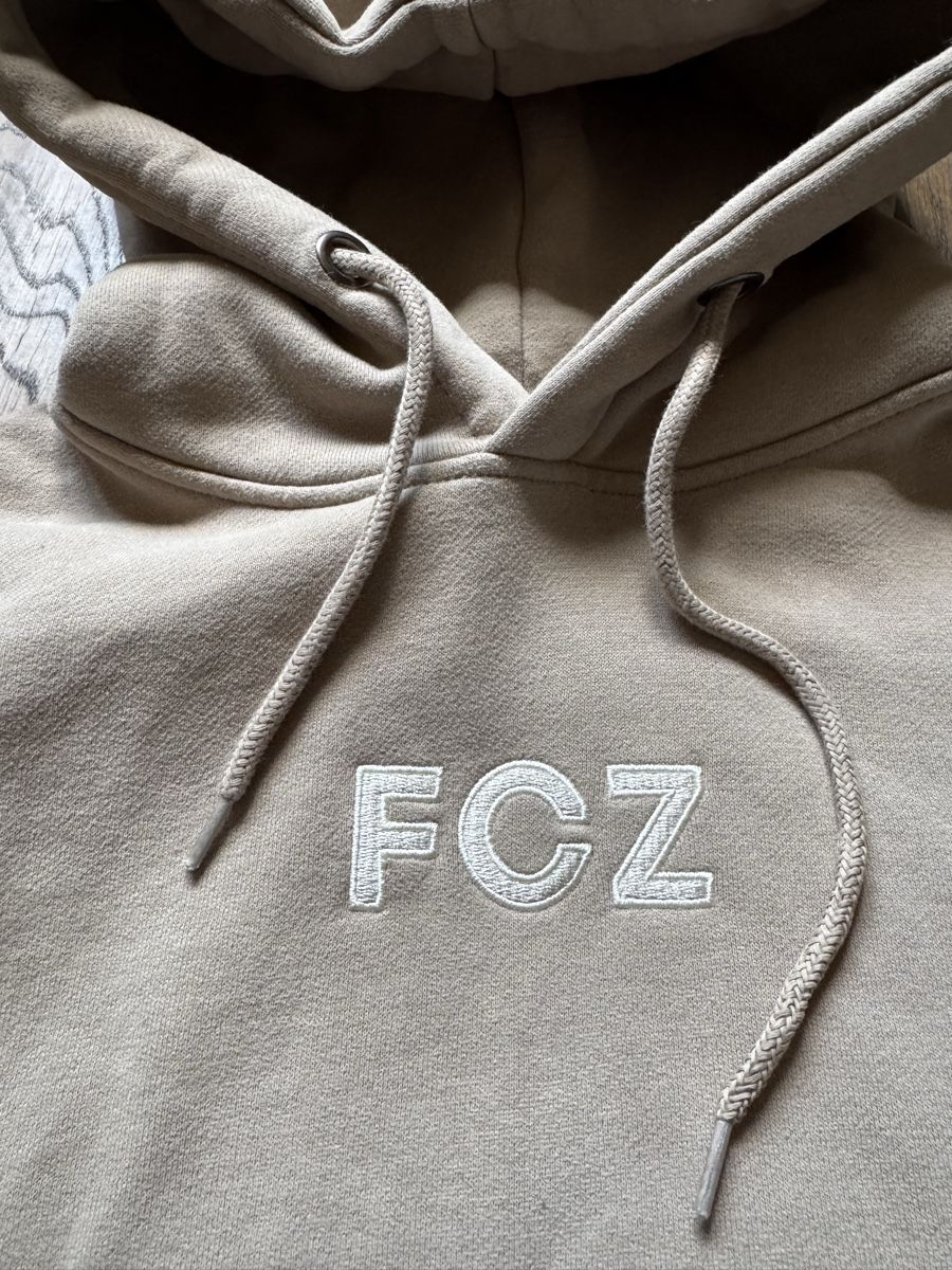 FCZ Pullover & Sweatshirts: FCZ Hoodie / Kaputzenpulli Gr. 146/152 – Gebraucht aus Fehraltorf von portas6 1