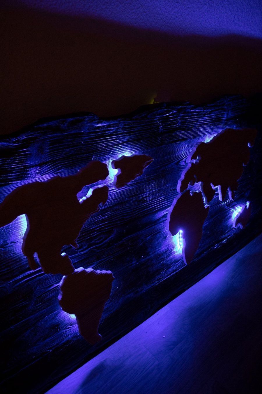 Lampade: Rustikale LED Weltkarte RGB – Nuovo e nell'imballaggio originale da Zürich venduto da Miki_Schreiner 4