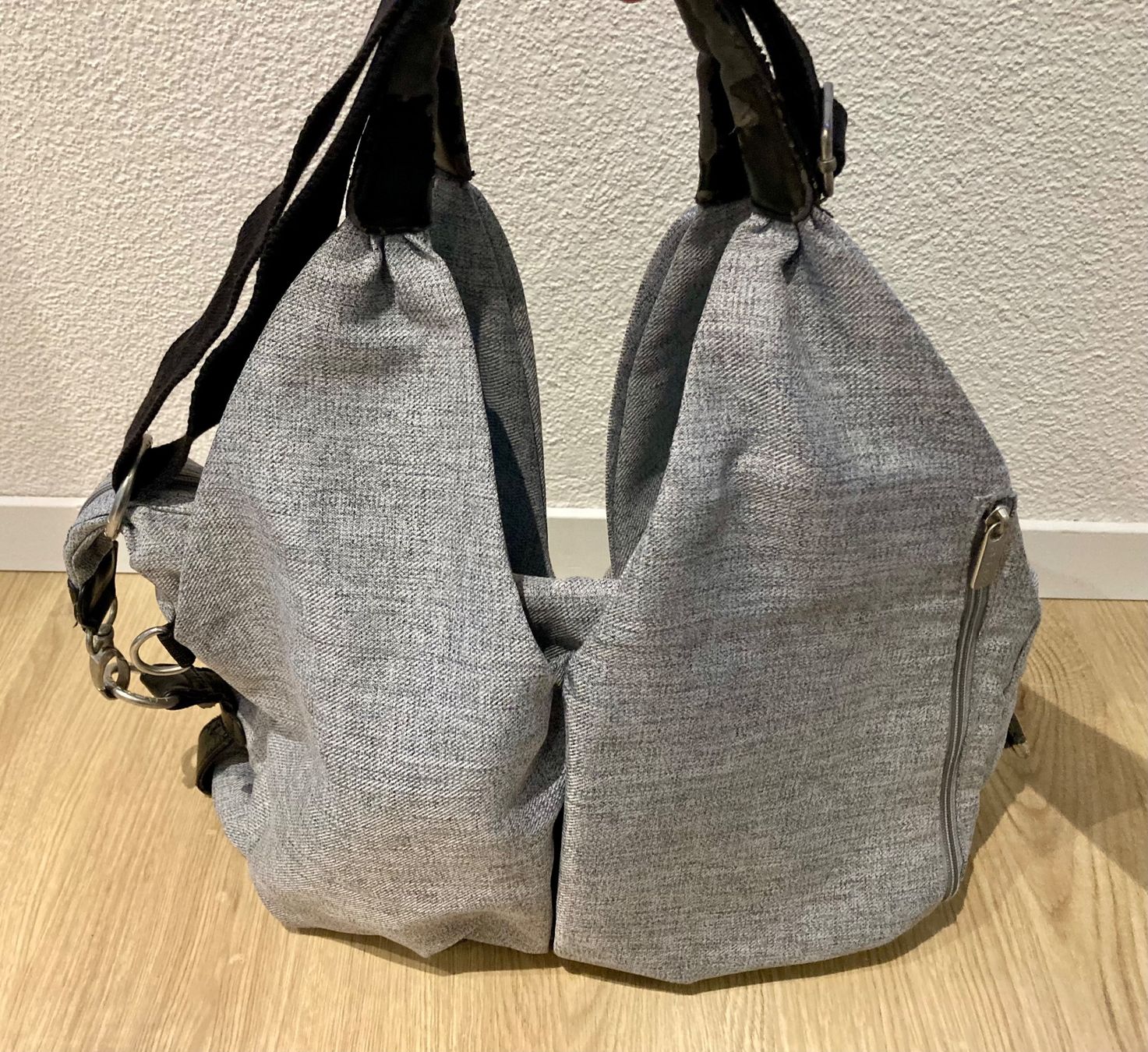 Lässig Kindertaschen: Praktische Wickeltasche – Gebraucht aus Weesen von marbaert