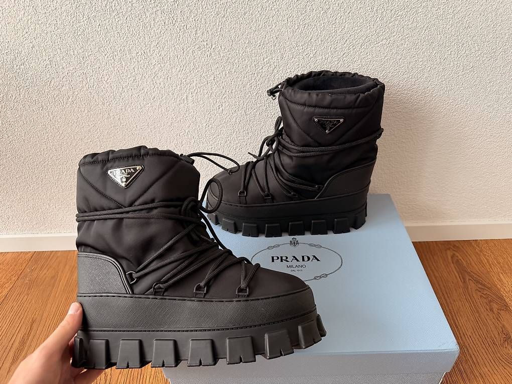 Dior Scarpe da uomo: Damen Winterschuhe Dior Grösse 41/42 – Nuovo e nell'imballaggio originale da Feldbrunnen venduto da mas_g2qr